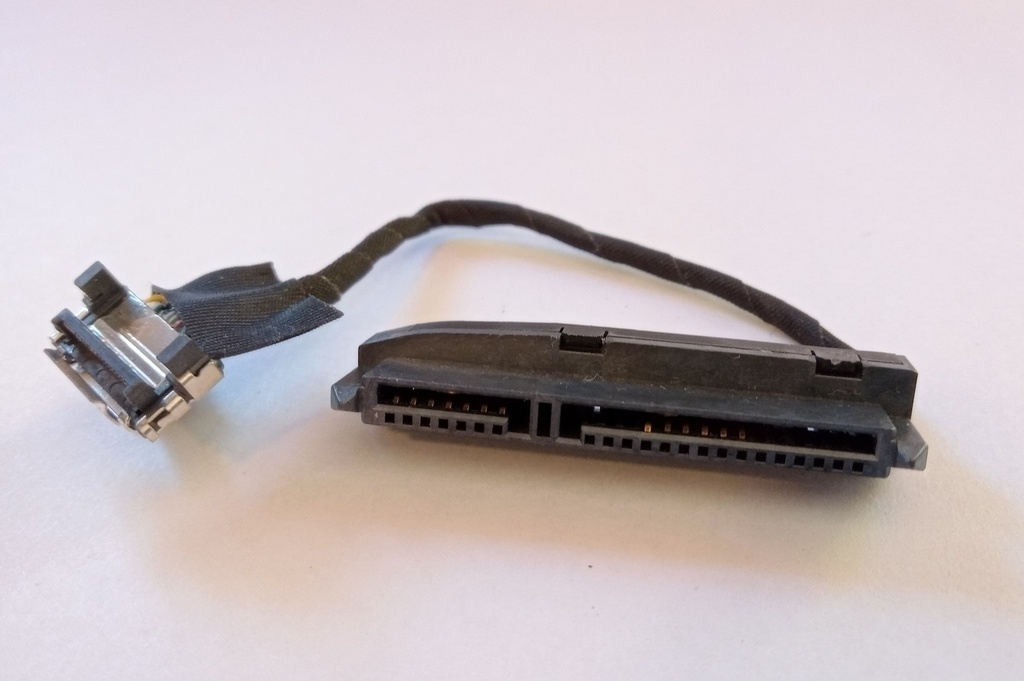 Cable para laptop Sata FOXCONN 1044 Modelo: 6017B0265101 Rev:A02